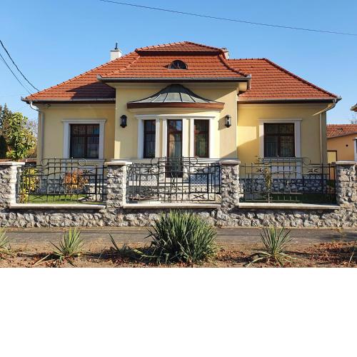 Várkert Deluxe Apartmanház