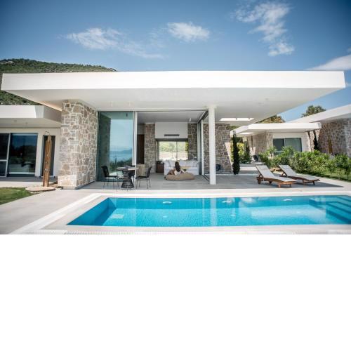 VARKO LUXURY SUITES