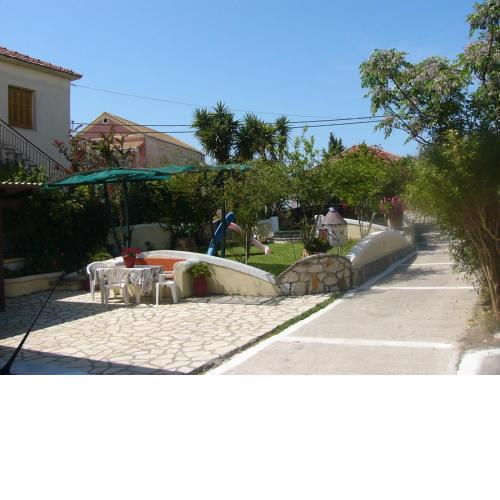 VASILIKIS HOLIDAY HOUSE