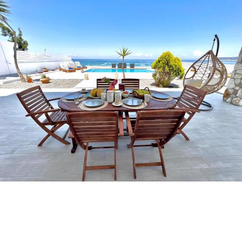 Vaso Sea Villa