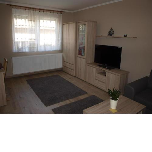 Vass-Lak Apartman ,Tolna