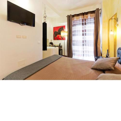 Vatican QG Rooms