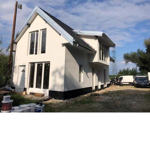 VDV River side House ground floor Modern 3 Bedroom Apartment