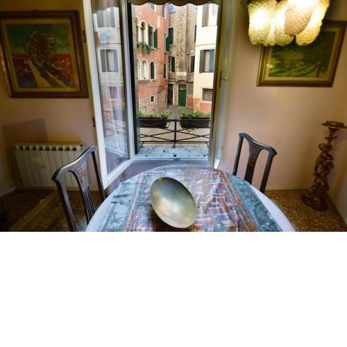 Ve.N.I.Ce. Cera Casa Del Sol