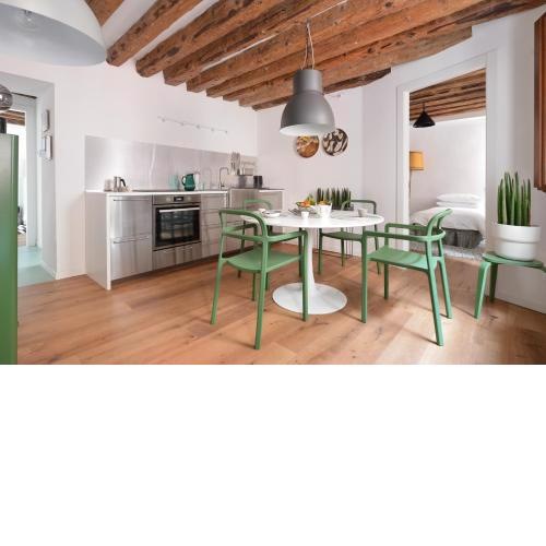 Venice Parsley