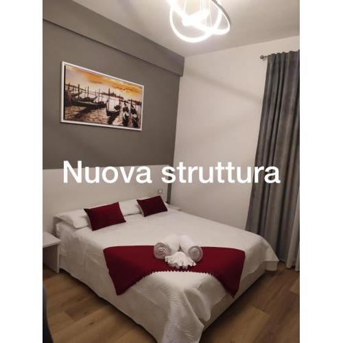 Venice Rooms