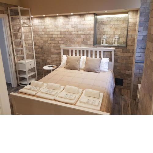 VENTIMIGLIA SUITE & WINE