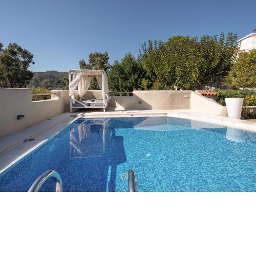 Verekinthos Villa, a Fine Country Retreat, By ThinkVilla