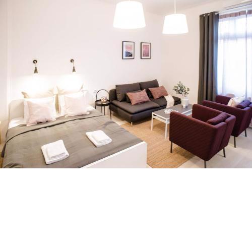 Very central, new and comfy apartment with A/C
