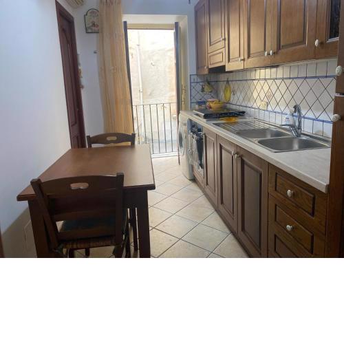 Veterani House 33