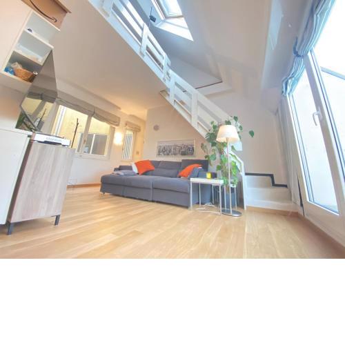 VETRA - luminoso attico con balcone