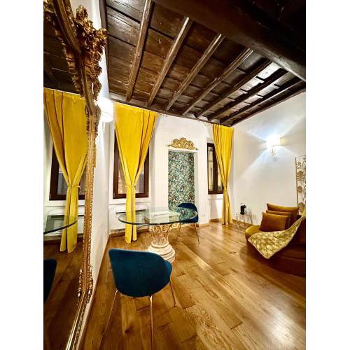 Via della Scala Suite