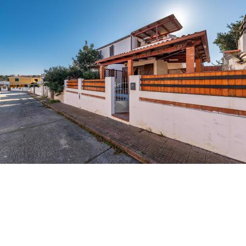Via Delle Mimose 14