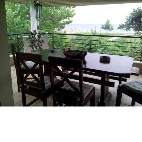Vicente House