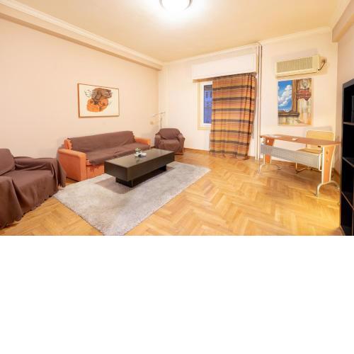 Victoria metro st. 2 bedrooms 4 persons apartment