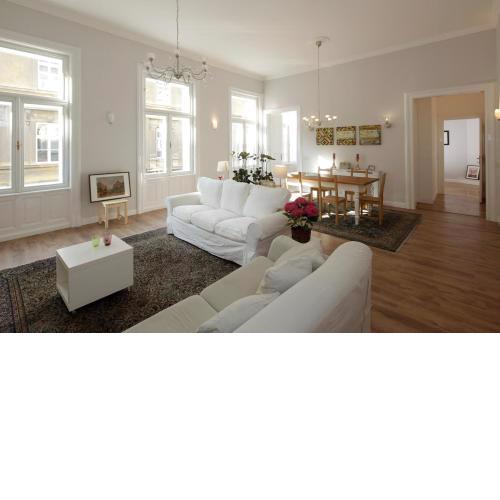 Victoria's Rooms 3 Bedroom & 3 Bathroom