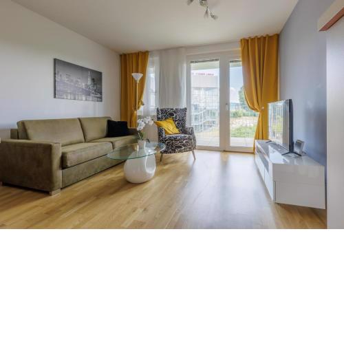 Vienna City and SPA - Modern Apartments next to Therme Wien & 15 Minutes to the City Center