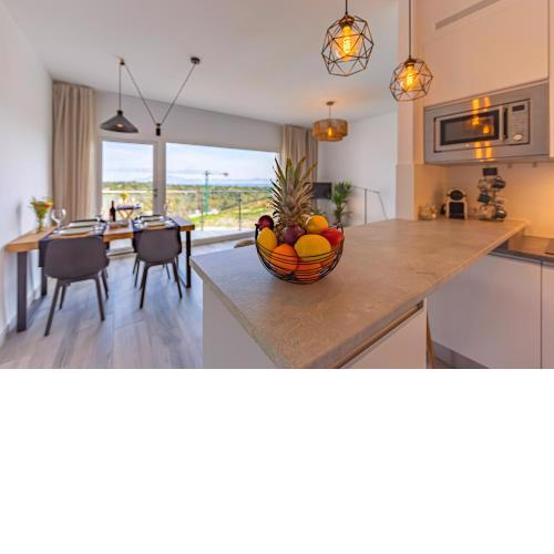 Views, Terrace & Pool - Fibre WIFI - SimplyTarifa