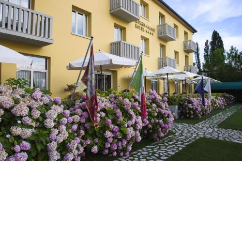Viktoria Palace Hotel