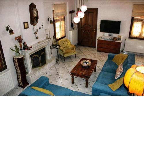 Viktoria's apartment in the center of Parga