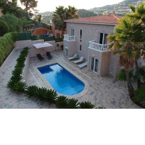 Vila en Lloret de Mar, La Montgoda
