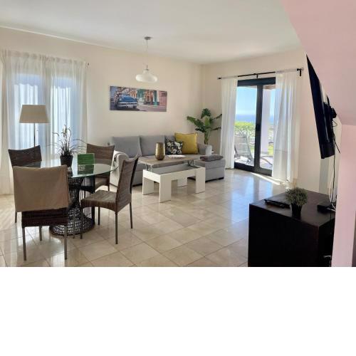 Villa 7 in Salobre Golf with nice views to the mountains