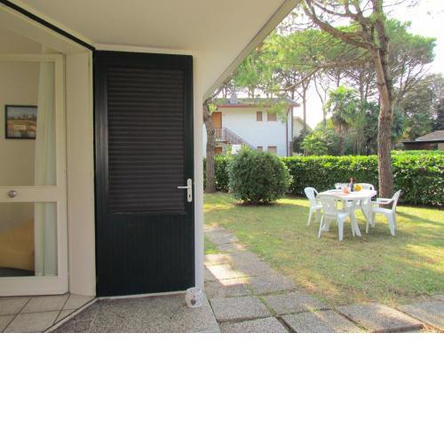 Villa 8 Guests Near the Beach - Ac - Private Garden