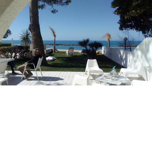 Villa a Diamante Sulla Spiaggia