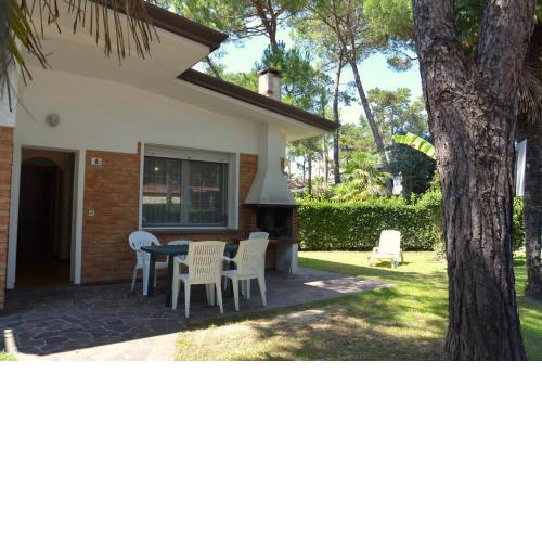 Villa a Lignano con 2 camere e giardino