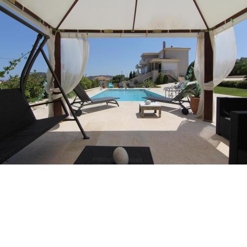 Villa Abelos