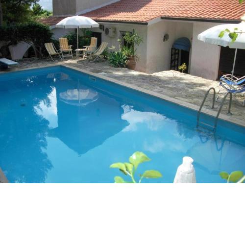 Villa Africa