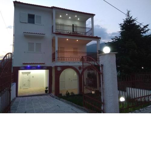 Villa Agnanti Apts and Suites