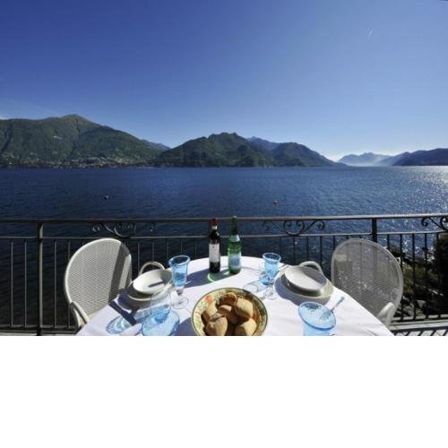 Villa Al Lago