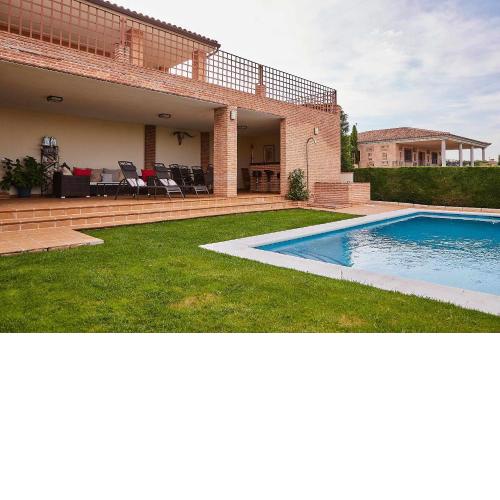 Villa Alcotán Layos
