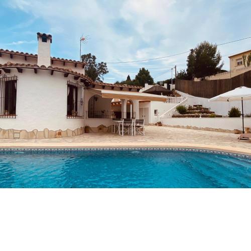 Villa Alhambra - Dale a tu familia las vacaciones y el descanso que se merecen