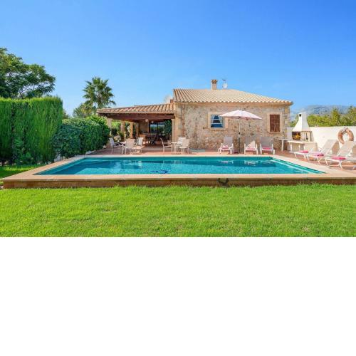 Villa Almadravet by Villa Plus