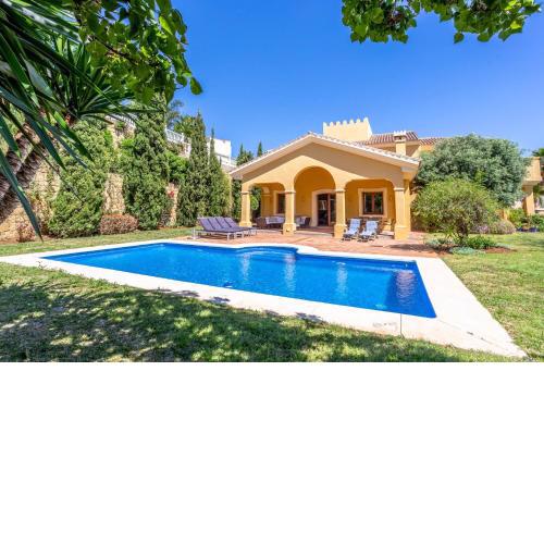 Villa Almendros