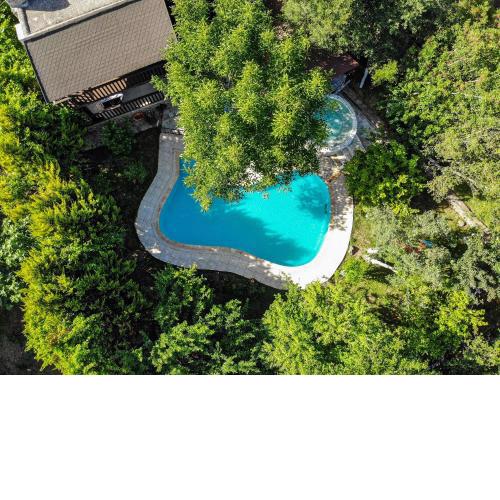 Villa Almond