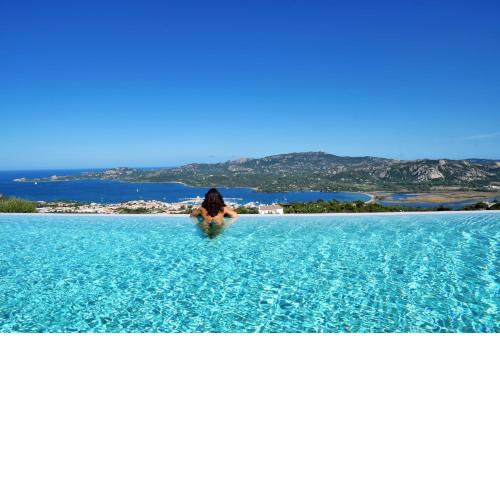 Villa Amaca con piscina a sfioro riscaldata e vista mozzafiato sulla Costa