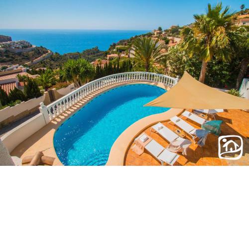 Villa Amapolas by Abahana Villas