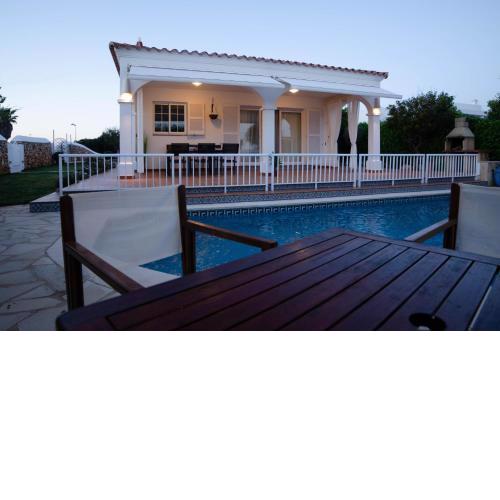 VILLA ANA ARENAL D'en CASTELL
