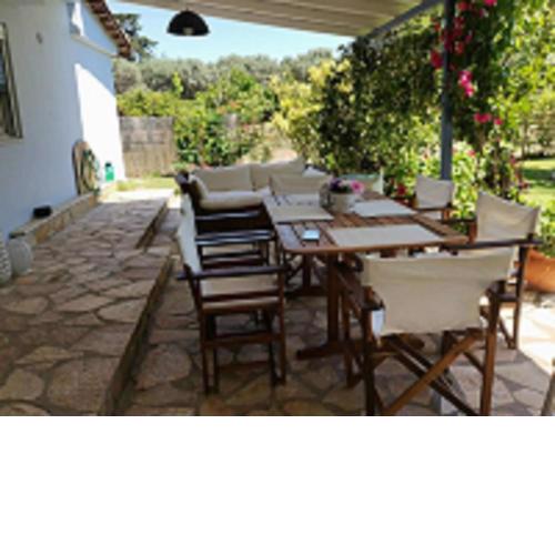 VILLA ANDRIANA