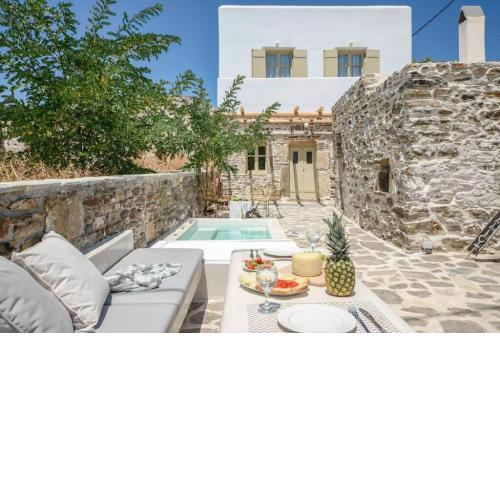 Villa Anthemion Naxos with outdoor jacuzzi