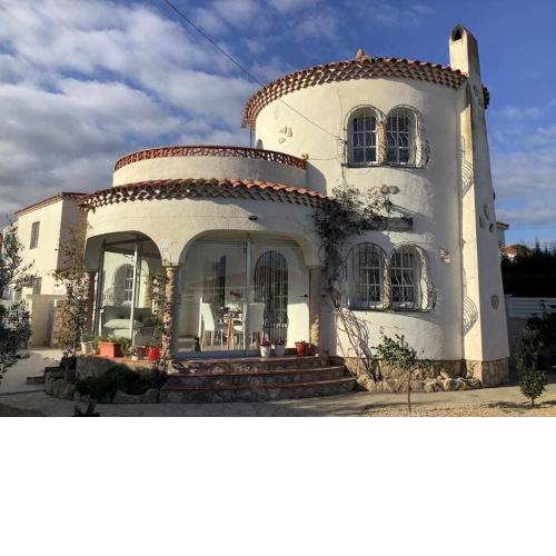 Villa Antonia con piscina privada AC y wifi