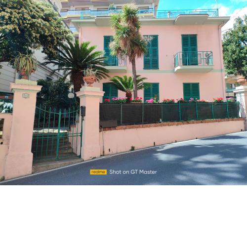 Villa Arcobaleno Rondò Garibaldi Sanremo