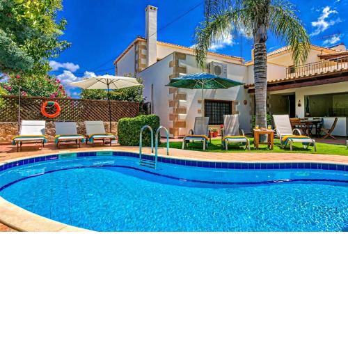 Villa Areti by Villa Plus
