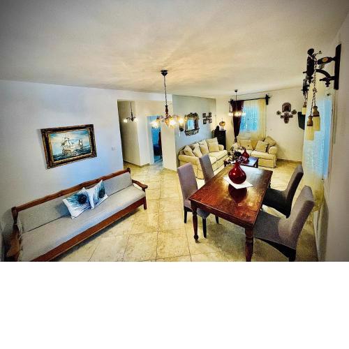 Villa Arietta Santorini