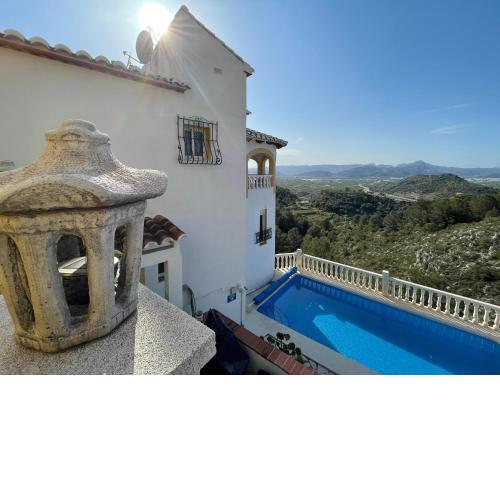 Villa Arturo Tossal Gross