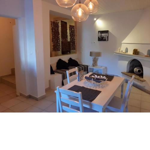 Villa Aspros - traditionell, ruhig und strandnah