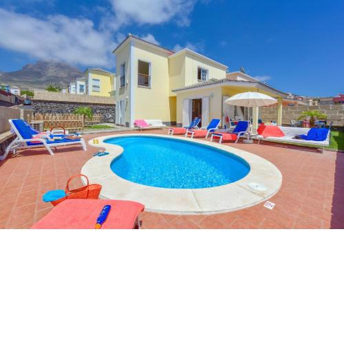 Villa Atenas by Villa Plus